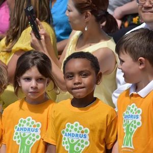 Meet your Posher, Felicita